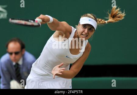 WIMBLEDON 2011. LA DEMI-FINALE DE LA FEMME. MARIA SHARAPOVA V SABINE LISICKI. 30/6/2011. PHOTO DAVID ASHDOWN Banque D'Images