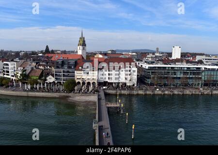 Lac de constance. Friedrichshafen. Vue depuis le lac. Banque D'Images