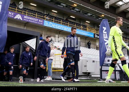 BRUGES, BELGIQUE - MARS 21: Tapis Rits du Club Brugge, Hans Vanaken du Club Brugge, Brandon Mechele du Club Brugge et gardien de but Simon Mignolet de Clu Banque D'Images