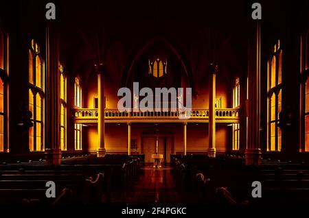 L’intérieur de la chapelle Saint-Joseph est photographié au Spring Hill College, le 20 mars 2021, à Mobile, en Alabama. Banque D'Images