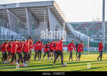 Varsovie, Pologne. 22 mars 2021. Les joueurs de Pologne sont vus en action lors de la première session de formation officielle de l'équipe nationale polonaise de football en 2021. (Photo de Mikolaj Barbanell/SOPA Images/Sipa USA) crédit: SIPA USA/Alay Live News Banque D'Images