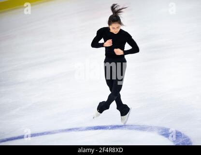 Satoko Miyahara, du Japon, en action lors d'une séance d'entraînement avant les Championnats du monde de patinage artistique de l'UIP à la Globe Arena de Stockholm, en Suède, le 22 mars 2021. Photo: Pontus Lundahl / TT / code 10050 Banque D'Images