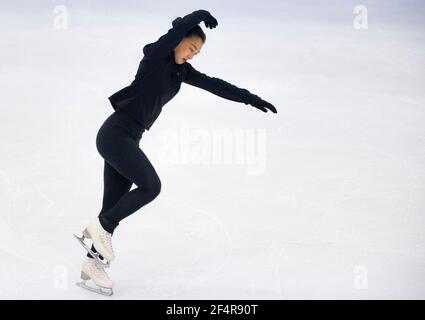 Kaori Sakamoto, du Japon, en action lors d'une session d'entraînement avant les Championnats du monde de patinage artistique de l'UIP à l'arène Globe de Stockholm, en Suède, le 22 mars 2021. Photo: Pontus Lundahl / TT / code 10050 Banque D'Images