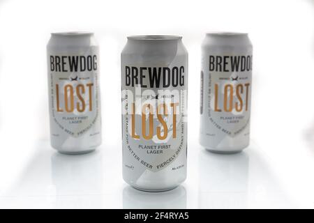 Woodbridge, Suffolk, Royaume-Uni Mars 10 2021: New Brewdog Lost Lagar qui est brassée à l'énergie solaire et est la première bière neutre en carbone au monde Banque D'Images