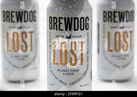 Woodbridge, Suffolk, Royaume-Uni Mars 10 2021: New Brewdog Lost Lagar qui est brassée à l'énergie solaire et est la première bière neutre en carbone au monde Banque D'Images