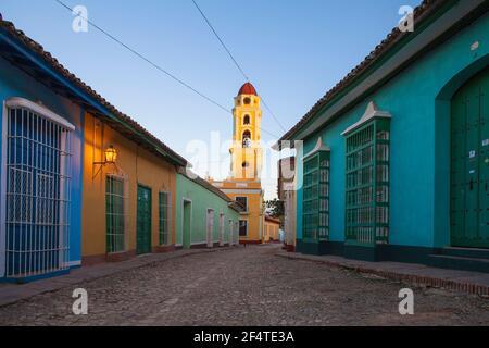 Cuba, Trinidad, Plaza Mayor, Musuem National de la Luncha Contra Bandidos - ancien couvent de San Francisco de Asísi Banque D'Images