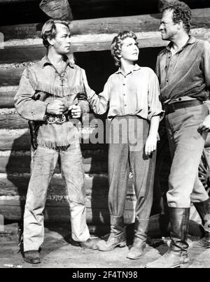 VAN HEFLIN, JEAN ARTHUR et ALAN LADD dans SHANE (1953), dirigé par GEORGE STEVENS. Crédit : PHOTOS / Album PARAMOUNT Banque D'Images