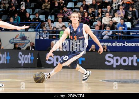 BASKET-BALL - SEMAINE DES AS 2011 - FINALE - GRAVELINES V CHALON SUR SAONE - PAU (FRA) - 13/02/2011 - PHOTO : JEAN-FRANÇOIS MOLLIERE / DPPI - WOODSIDE BEN (GRAVELINES) Banque D'Images