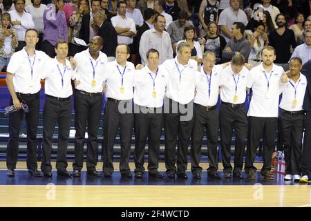 BASKETBALL - PRÉPARATION EURO 2011 - FRANCE V CANADA - PAU (FRA) - 26/07/2011 - PHOTO : JEAN FRANÇOIS MOLLIERE / DPPI - STAFF FRANCE Banque D'Images