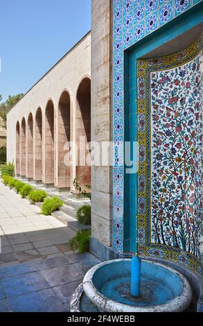 Le mausolée du grand poète persan médiéval Saadi (1210-1291). Banque D'Images