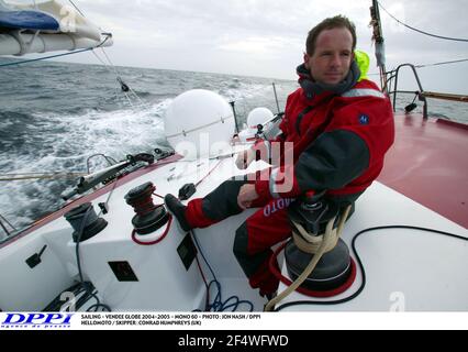 VOILE - VENDÉE GLOBE 2004-2005 - MONO 60 - PHOTO : JON NASH / DPPI HELLOMOTO / SKIPPER : CONRAD HUMPHREYS (UK) Banque D'Images