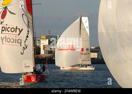 VOILE - COURSE TRANSATLANTIQUE - LA SOLIDARITÉ DU CHOCOLAT - SAINT NAZAIRE (FRA) - 18/10/09PHOTO : JULIEN GIRARDOT / DPPI START Banque D'Images