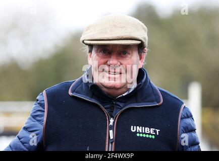Photo du dossier datée du 17-02-2020 de Nicky Henderson. Date de publication : le mardi 23 mars 2021. Banque D'Images