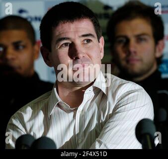 BURTON ALBION SE PRÉPARE POUR LEUR COUPE FA 3E TOUR MATCH AVEC MAN UTD LE DIMANCHE.BURTON MANAGER NIGEL CLOUGH 5/1/2006 PHOTO COUPE DAVID ASHDOWNFA Banque D'Images