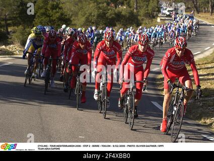 CYCLISME - CIRCUIT MEDITERRANEEN 2006 - ÉTAPE 2 - BERRE > TOULON - 9/02/2006 - PHOTO : OLIVIER GAUTHIER / ÉQUIPE DPPI AQUA SAPONE Banque D'Images