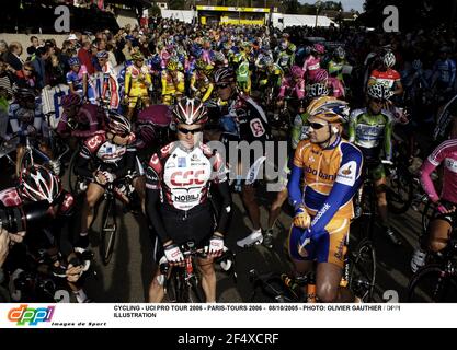 CYCLISME - UCI PRO TOUR 2006 - PARIS-TOURS 2006 - 08/10/2005 - PHOTO: OLIVIER GAUTHIER / ILLUSTRATION DPPI Banque D'Images