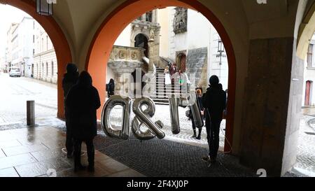 Eetwas seltener zu sehen , eine Hochzeit während der Corona Pandemie in Görlitz am 20.03.2021 Banque D'Images