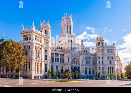 Plaza de la Cibeles et l'ancien Palais de la communication Aujourd'hui l'Hôtel de ville de Madrid en Espagne Banque D'Images