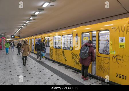 U9, Bahnhof Zoologischer Garten, Charlottenburg, Berlin, Deutschland Banque D'Images