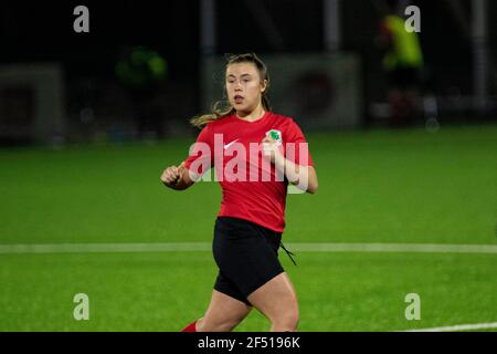 Cyncoed v Abergavenny au USW Sports Park dans la Welsh Premier Women's League le 23 mars 2021. Crédit : Lewis Mitchell/YCPD Banque D'Images