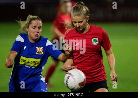 Cyncoed v Abergavenny au USW Sports Park dans la Welsh Premier Women's League le 23 mars 2021. Crédit : Lewis Mitchell/YCPD Banque D'Images