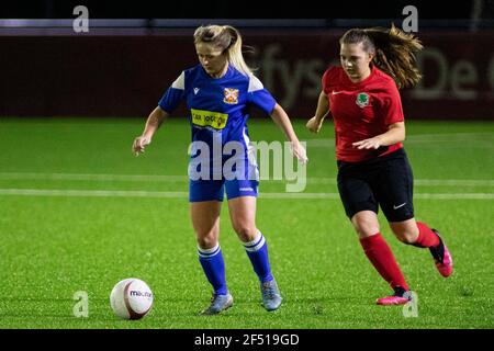 Cyncoed v Abergavenny au USW Sports Park dans la Welsh Premier Women's League le 23 mars 2021. Crédit : Lewis Mitchell/YCPD Banque D'Images