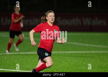 Cyncoed v Abergavenny au USW Sports Park dans la Welsh Premier Women's League le 23 mars 2021. Crédit : Lewis Mitchell/YCPD Banque D'Images