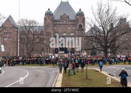 Toronto, Canada, la Marche des femmes le 21 janvier 2017 Banque D'Images