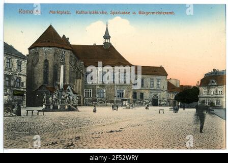 Marché, Katharinenkirche, Sparkasse, Bureau du maire Comotau. Marché, Eglise Catharina, Sparkasse, Bureau du maire Banque D'Images