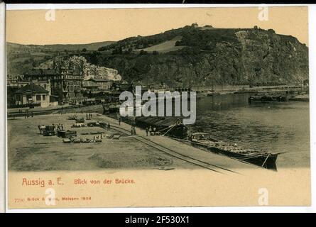 Vue depuis le pont jusqu'à l'Elbe Aussig. Vue depuis le pont jusqu'à Elbe et Marienberg Banque D'Images