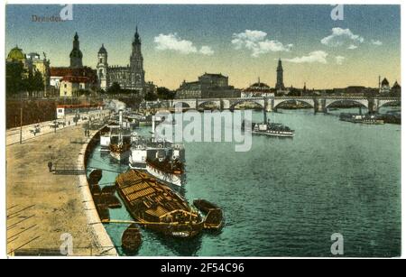 Vue sur le quai à vapeur, pont Augustus de Dresde. Vue sur d. Quai à vapeur, pont augustus Banque D'Images