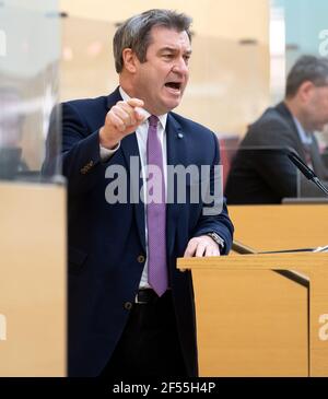 Munich, Allemagne. 24 mars 2021. Markus Söder (CSU), Premier ministre de Bavière, fait une déclaration du gouvernement lors d'une séance plénière au Parlement bavarois. Credit: Sven Hoppe/dpa-Pool/dpa/Alay Live News Banque D'Images