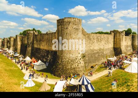 13 juin 2015: Le Festival médiéval de Provins a lieu dans la ville de provins à la mi-juin depuis 1984, est le plus grand de france. Provins est une UNESCO Banque D'Images