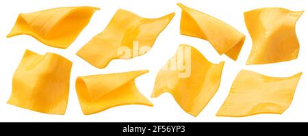 Tranches de fromage fondu isolées sur fond blanc Banque D'Images