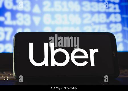 Brésil. 23 mars 2021. Sur cette photo, un logo Uber technologies apparaît sur un smartphone. Credit: Rafael Henrique/SOPA Images/ZUMA Wire/Alamy Live News Banque D'Images