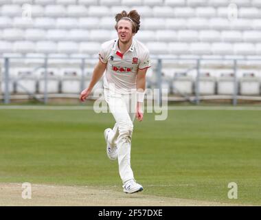 Chelmsford, Royaume-Uni. 24 mars 2021. CHELMSFORD ANGLETERRE - MARS 24: Ben Allison d'Essex pendant la deuxième journée amicale de 2 match entre le CCC d'Essex et le CCC de Lancashire au terrain du comté de Cloudfm le 24 mars 2021 à Chelmsford, Angleterre crédit: Action Foto Sport/Alay Live News Banque D'Images