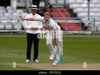 Chelmsford, Royaume-Uni. 24 mars 2021. CHELMSFORD ANGLETERRE - MARS 24: Harry Phillips d'Essex pendant la deuxième journée amicale de 2 match entre le CCC d'Essex et le CCC de Lancashire au terrain du comté de Cloudfm le 24 mars 2021 à Chelmsford, Angleterre crédit: Action Foto Sport/Alay Live News Banque D'Images