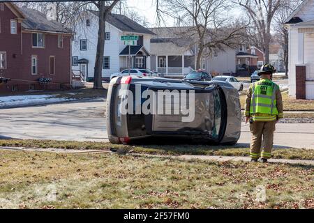 Accident de la route, retournement, Saginaw, MI, États-Unis, Par James D Coppinger/Dembinsky photo Assoc Banque D'Images