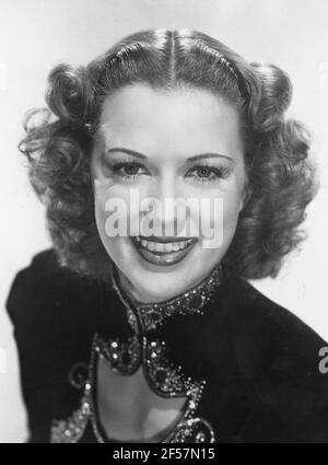 ELEANOR POWELL (1912-1982) actrice et danseuse américaine vers 1938 Banque D'Images