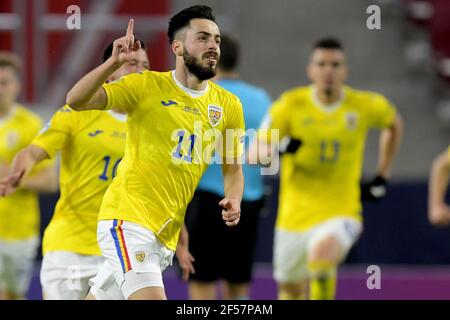 BOEDAPEST, HONGRIE - MARS 24: Célébrez Andrei Ciobanu de Roumanie U21 lors du match de l'UEFA des moins de 21 Euro du groupe de championnat entre les pays-Bas U21 et la Roumanie U21 au stade Bozsik le 24 mars 2021 à Boedelberg, Hongrie (photo de Gerrit van Keulen/Orange Pictures)*** Légende locale *** Andrei Ciobanu Banque D'Images