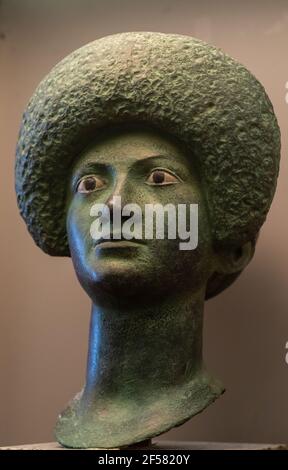 Site archéologique grec / romain d'Ampuries, buste de femme romaine en bronze, Gérone, Catalogne, Espagne. Banque D'Images