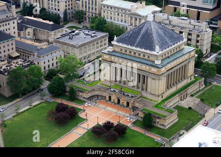 Vue aérienne du mémorial des soldats et marins et du musée Dans le quartier d'Oakland.Pittsburgh.Pennsylvania.USA Banque D'Images