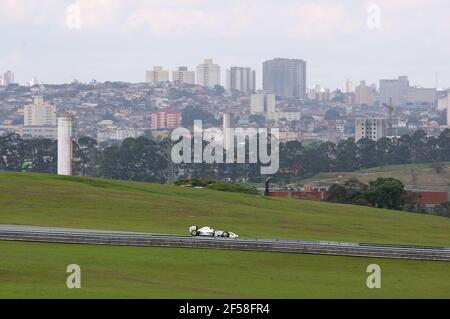 Photo du dossier datée du 18-10-2009 de Jenson Button de Brawn GP en action pendant le Grand Prix brésilien à Interlagos, Sao Paulo. Date d'émission : jeudi 25 mars 2021. Banque D'Images