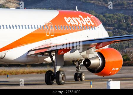 Malaga, Espagne - 28 juillet 2018 : easyJet Suisse Airbus A320 avion à l'aéroport de Malaga en Espagne. Airbus est un fabricant européen d'avions basé à i Banque D'Images