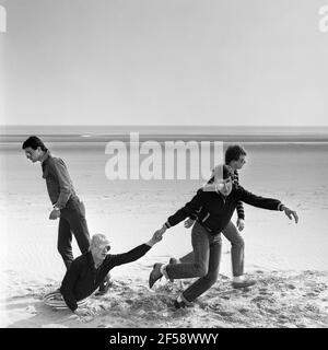 Le groupe Lambretcas Mod Revival. ' Beat Boys in the jet Age' photo shoot 1980 Banque D'Images