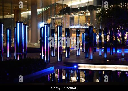 BANGKOK, THAÏLANDE – 17 MARS 2021 : installation artistique de classe mondiale au 7ème étage, Napalai Terrace, ICONSIAM se joindra à des spectacles de lumière décorative. Son cr Banque D'Images