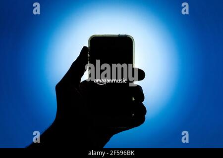 Barcelone, Catalogne, Espagne. 24 mars 2021. Dans cette illustration, l'application Amazon Music affichée sur l'écran d'un smartphone. Credit: Thiago Prudencio/DAX/ZUMA Wire/Alay Live News Banque D'Images