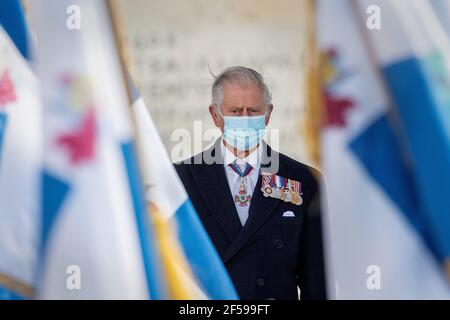 Le prince de Galles assistait à la parade militaire du jour de l'indépendance sur la place Syntagma, à Athènes, lors d'une visite de deux jours en Grèce pour célébrer le bicentenaire de l'indépendance grecque. Date de la photo: Jeudi 25 mars 2021. Banque D'Images