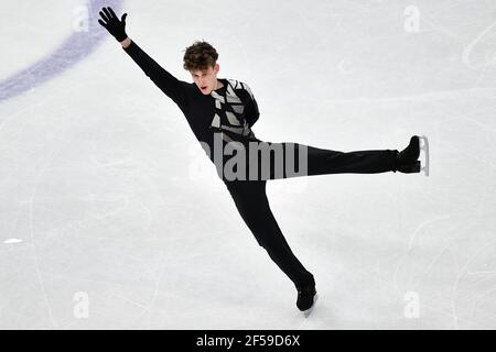 STOCKHOLM 20210325 Lukas Britschgi de Suisse pendant le programme court pour hommes aux Championnats du monde de patinage artistique de l'UIP en Suède jeudi. Foto Jessica Gow / TT Kod 10070 Banque D'Images