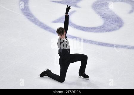 STOCKHOLM 20210325 Lukas Britschgi de Suisse pendant le programme court pour hommes aux Championnats du monde de patinage artistique de l'UIP en Suède jeudi. Foto Jessica Gow / TT Kod 10070 Banque D'Images